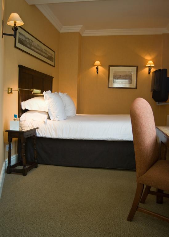 The Old Bridge Hotel Huntingdon Bilik gambar